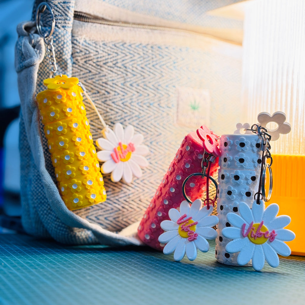 Cute Little Flower Lip Balm Holder Keychain 🌸| Customizable Daisy Charm Holder & Bag Accessory