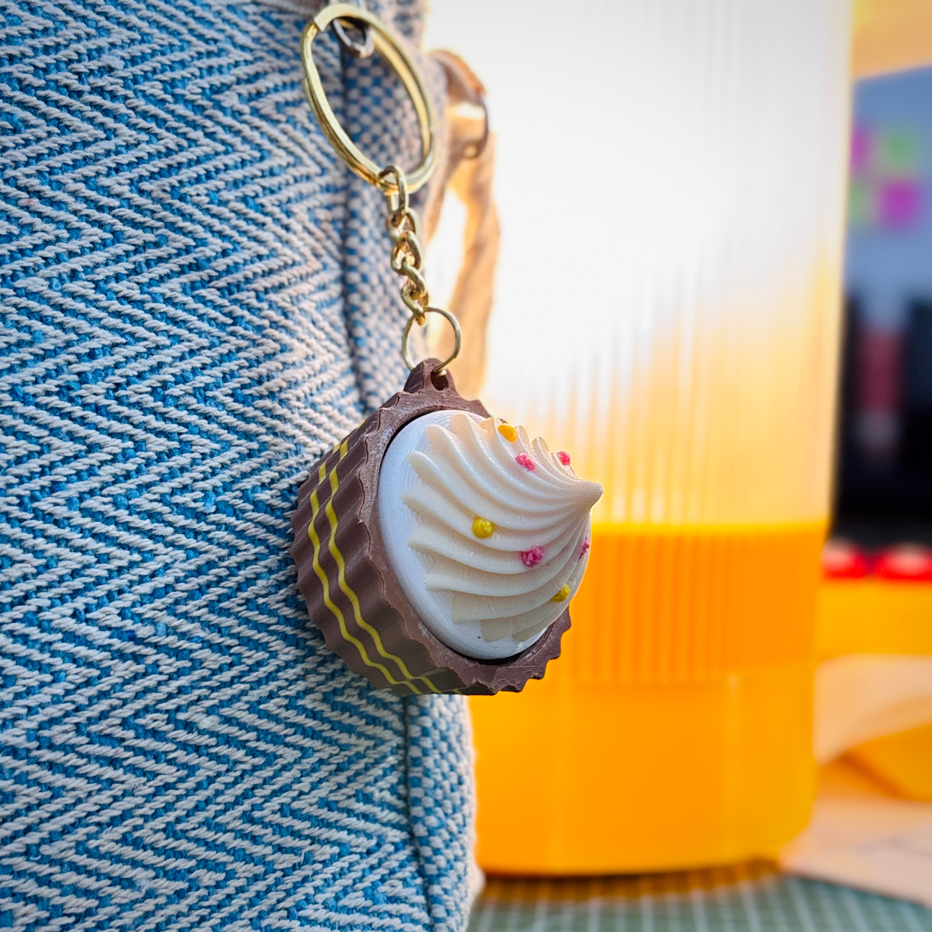 Clicky Fidget Cupcake & Donut Keychain Set (Pack of 2) + FREE Dumpling Momo Fidget Bag Tag