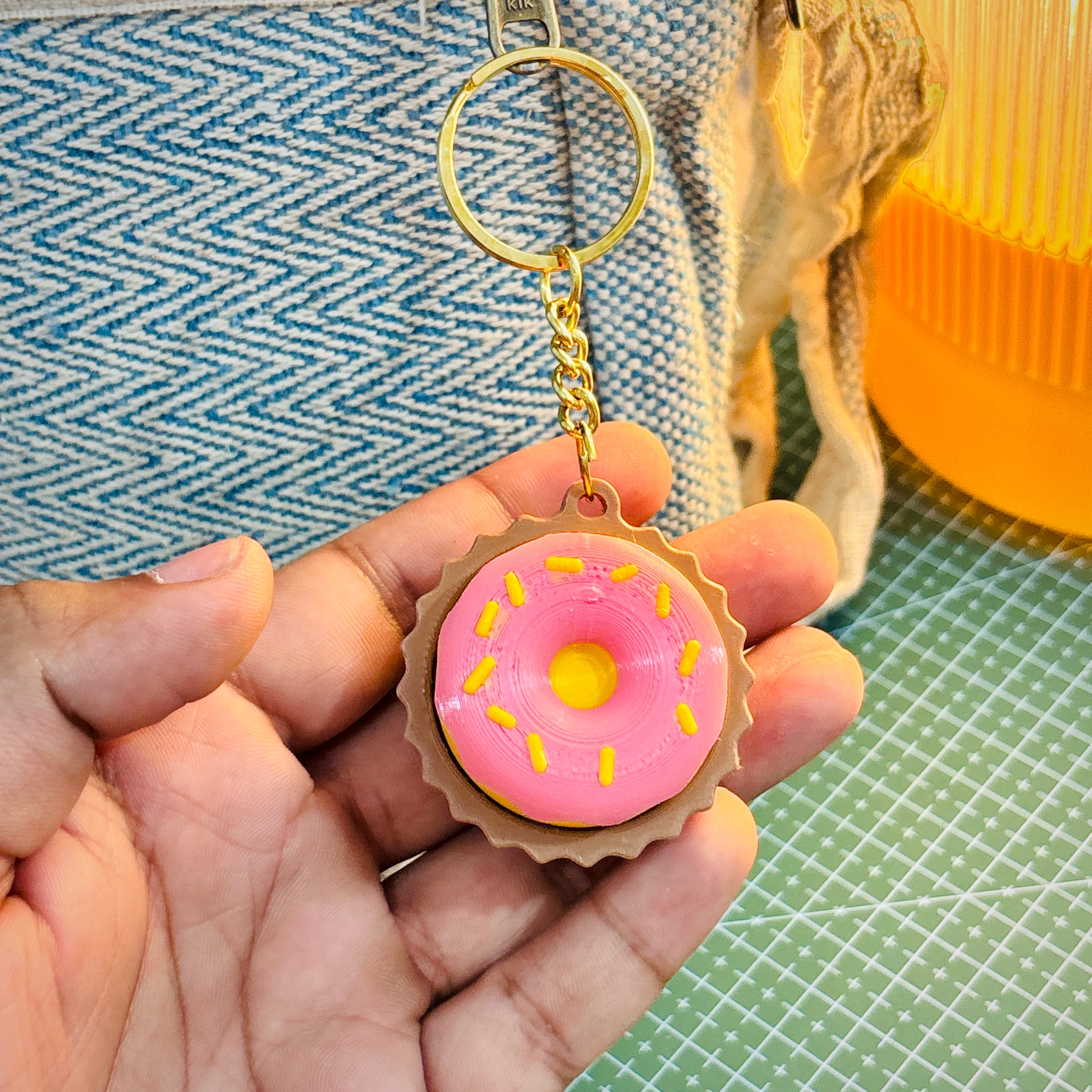 Clicky Fidget Cupcake & Donut Keychain Set (Pack of 2) + FREE Dumpling Momo Fidget Bag Tag