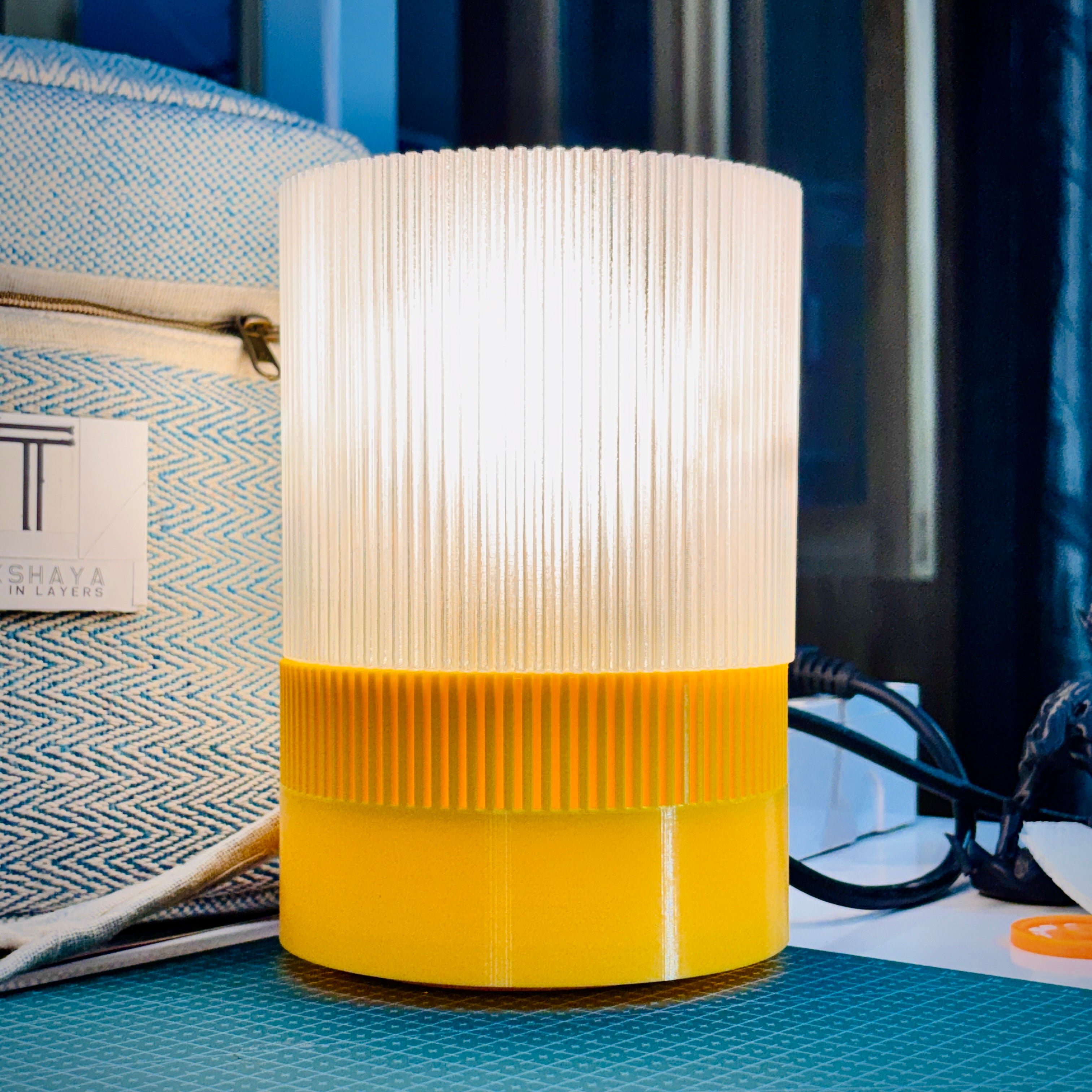 Modern Aesthetic Desk Lamp | 3D Printed Ambient Table Light & Bold Room Accent