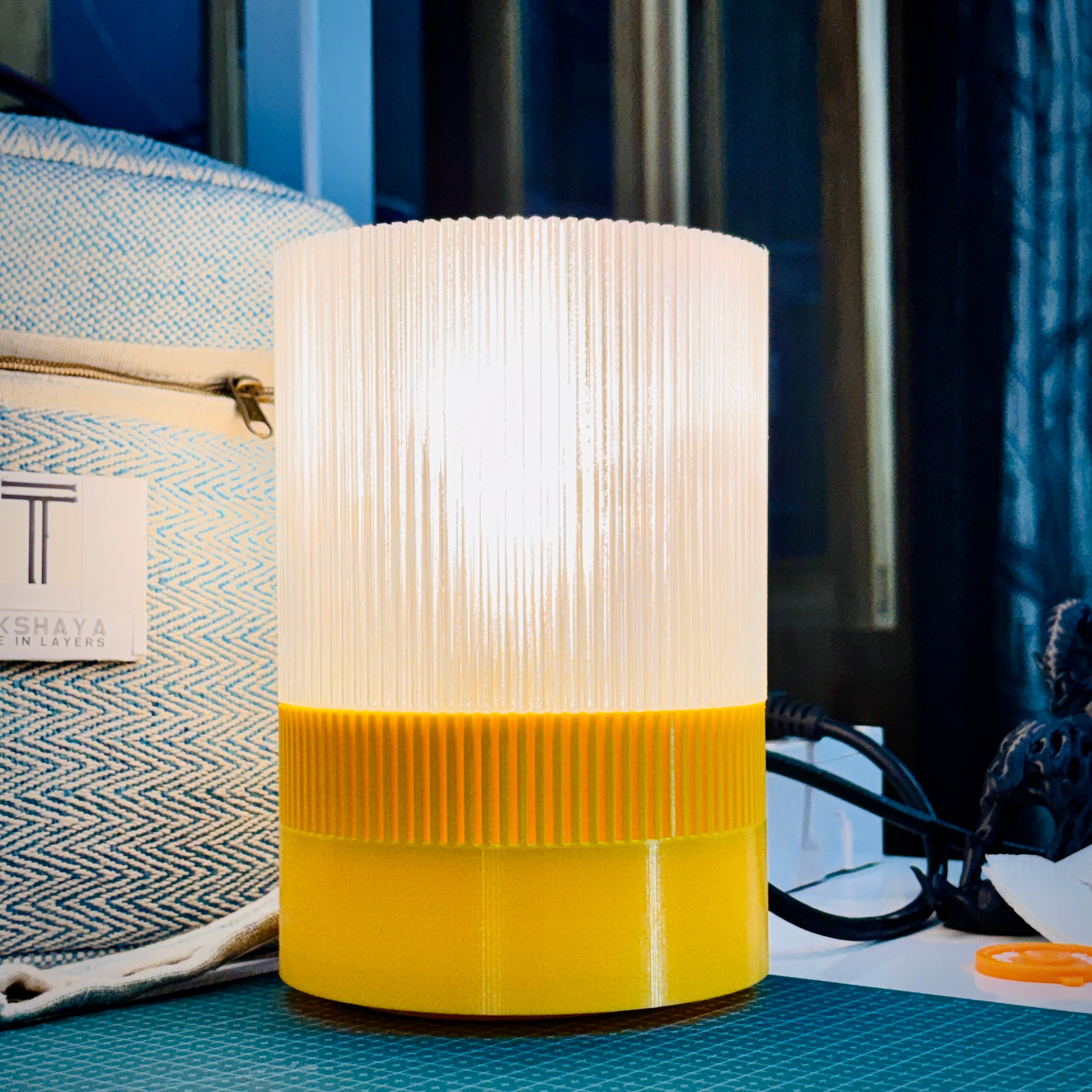 Modern Aesthetic Desk Lamp | 3D Printed Ambient Table Light & Bold Room Accent