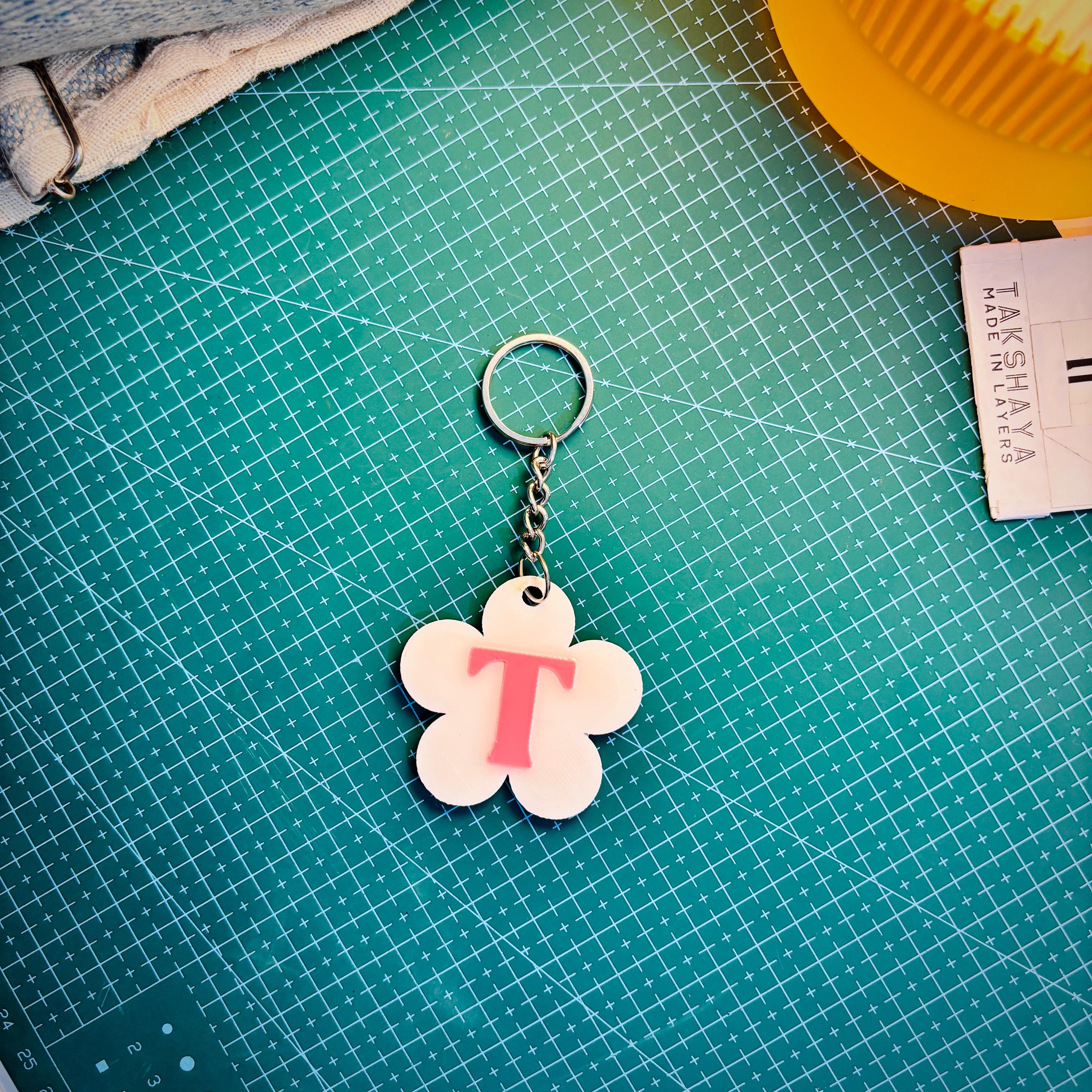 Personalized Smart NFC Daisy Keychain for Bag Tag | FREE Mini Pouch Bag